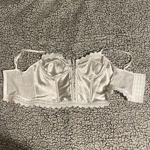 NWOT Mesh Back Lace Corset Crop